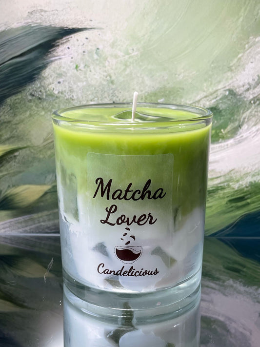 "Matcha Lover" Kerze [Matcha Tea Wild Honey]